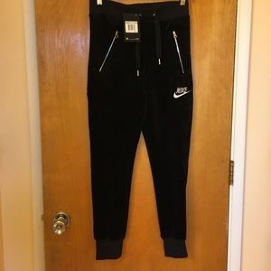 New Velvety jogger pants from Nike